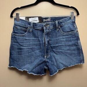 Never worn Wrangler Jean shorts